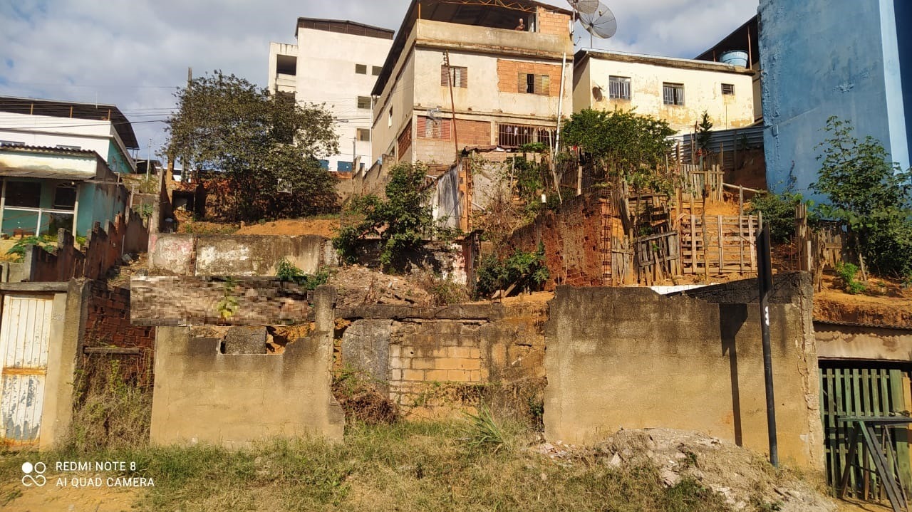 Lote à venda no Triângulo: 