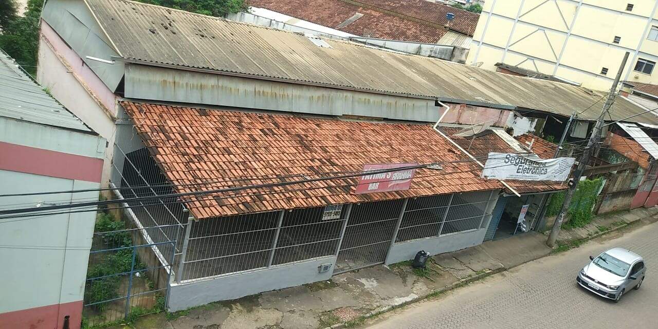 Área Comercial à venda no Palmeiras: 