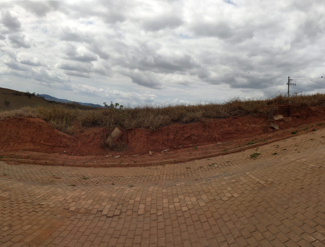 Lote à venda no Paraíso: 