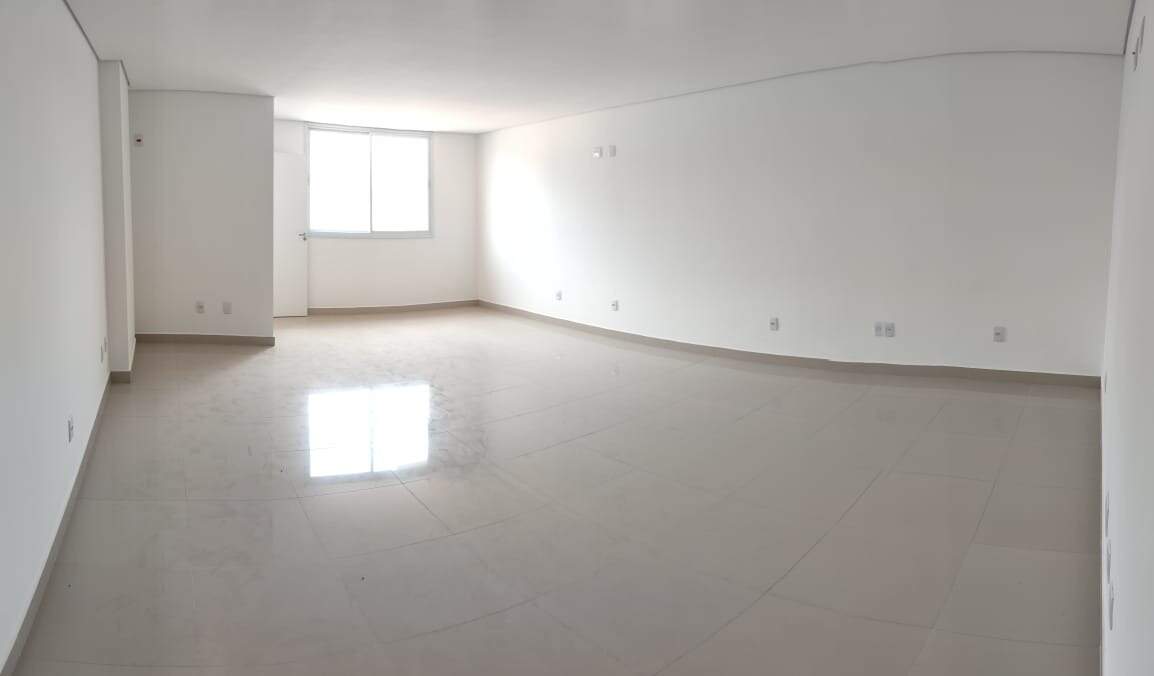 Sala à venda no Guarapiranga: 