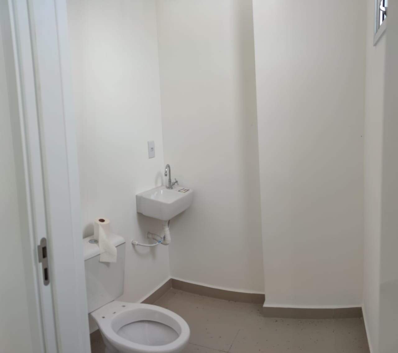 Sala à venda no Guarapiranga: 