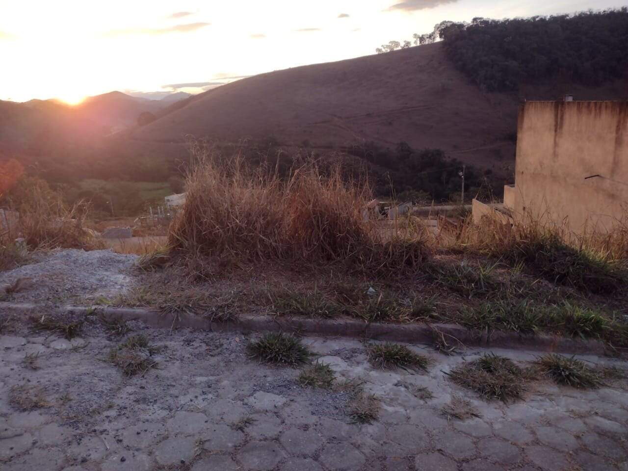 Lote à venda no Chácara das Flores: 