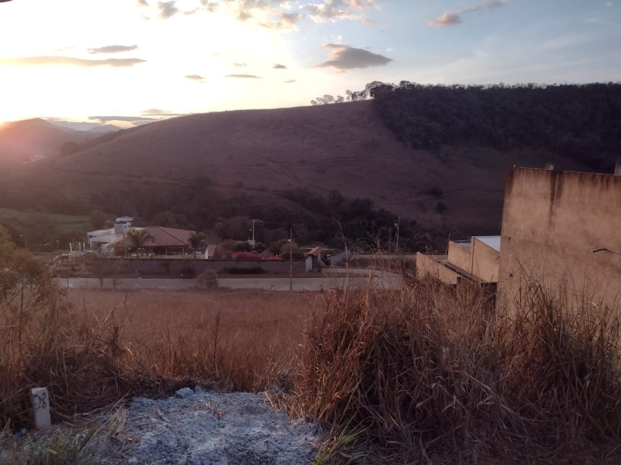 Lote à venda no Chácara das Flores: 