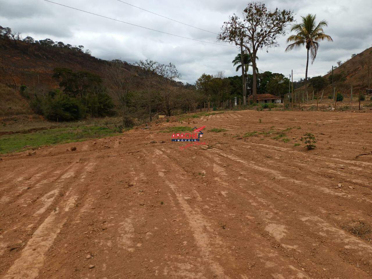 Chácara à venda no bandeiras: 