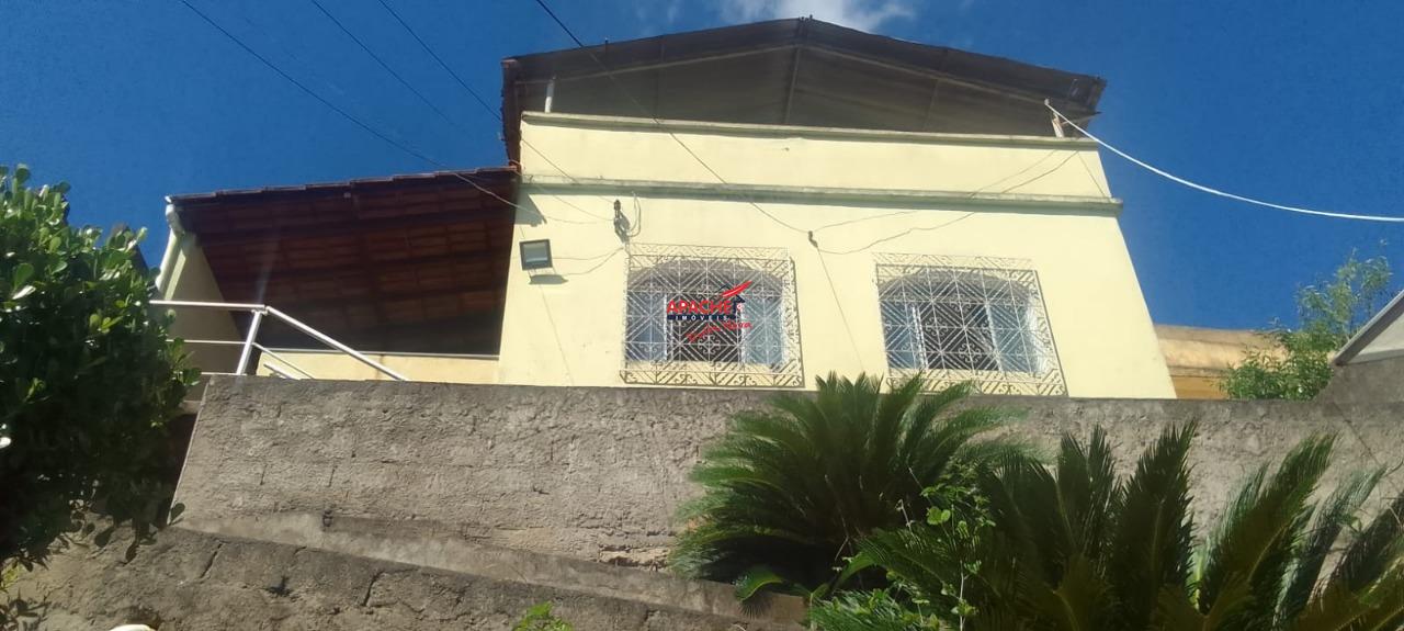 Casa à venda no Palmeiras: 