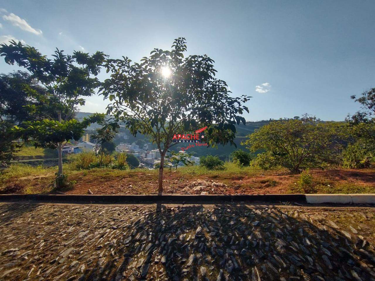 Lote à venda no Jardim: 