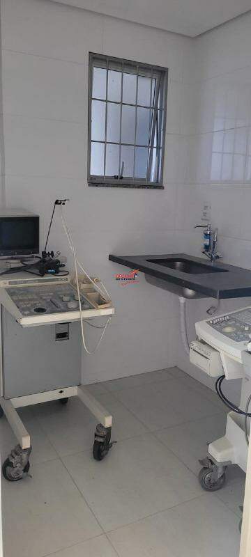 Sala para aluguel no Guarapiranga: 