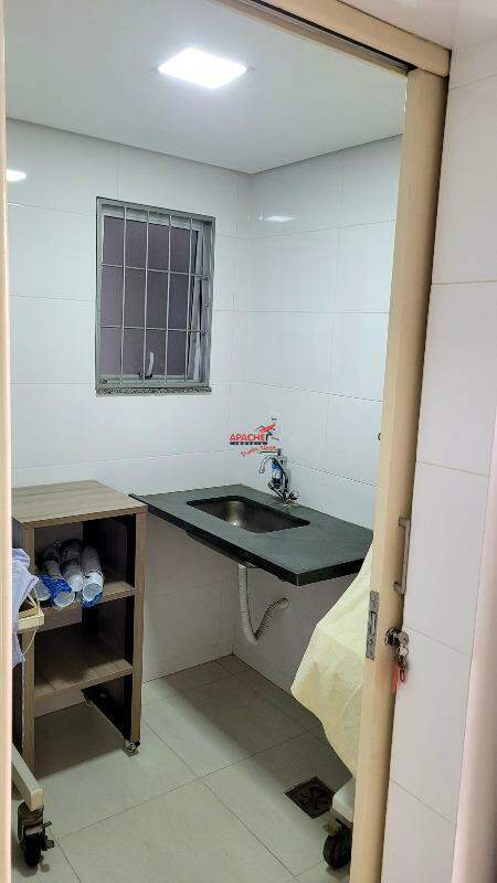 Sala para aluguel no Guarapiranga: 