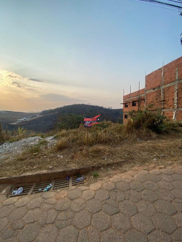 Lote à venda no Paraíso: 