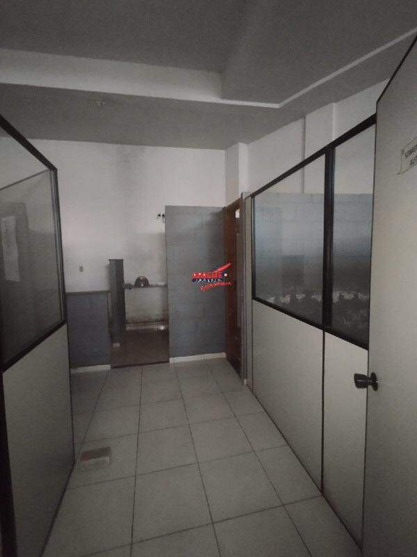 Loja à venda no Guarapiranga: 