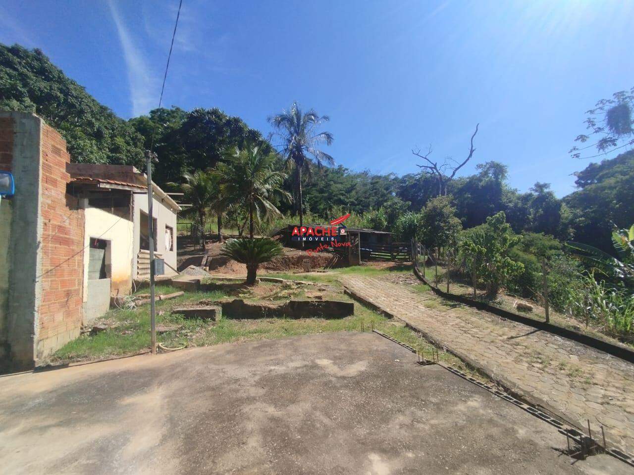 Sítio à venda no Área Rural de Ponte Nova: 