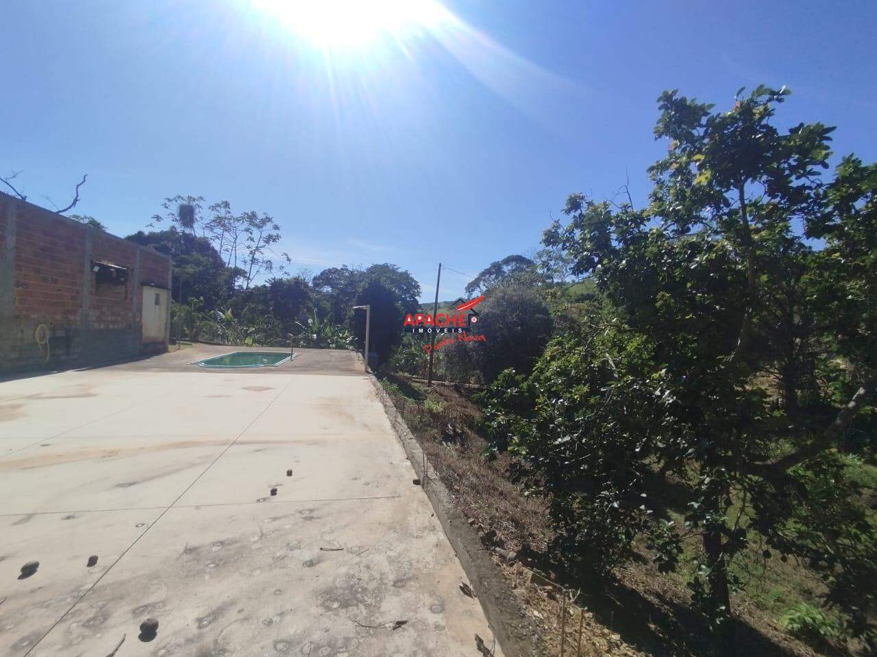 Sítio à venda no Área Rural de Ponte Nova: 