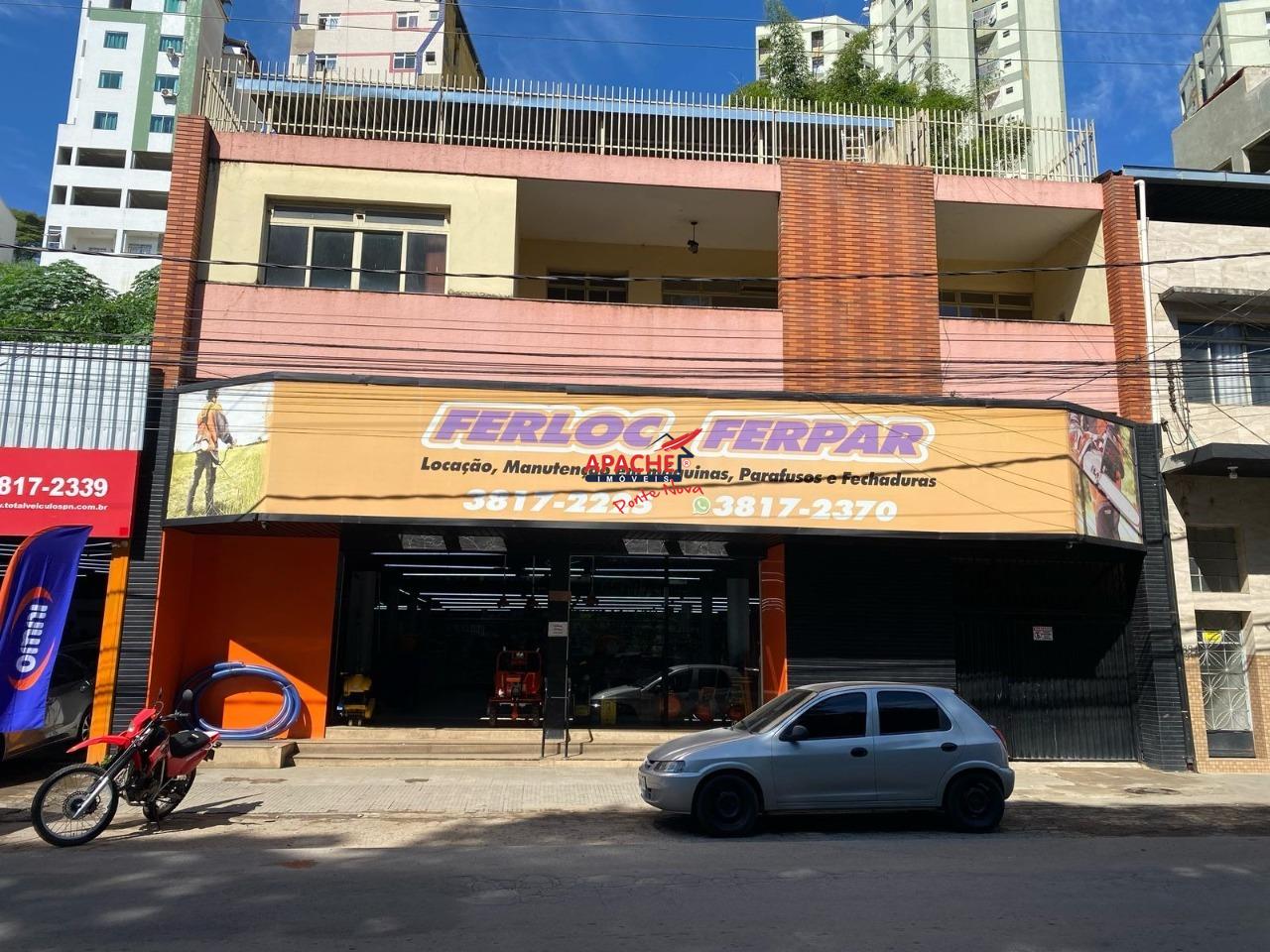 Casa à venda no Centro: 