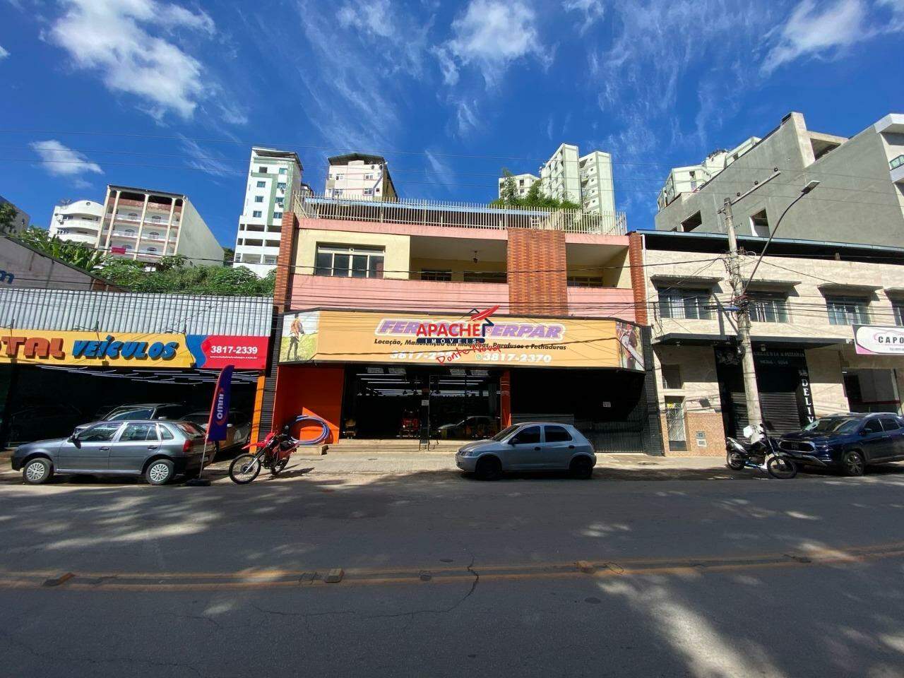 Casa à venda no Centro: 