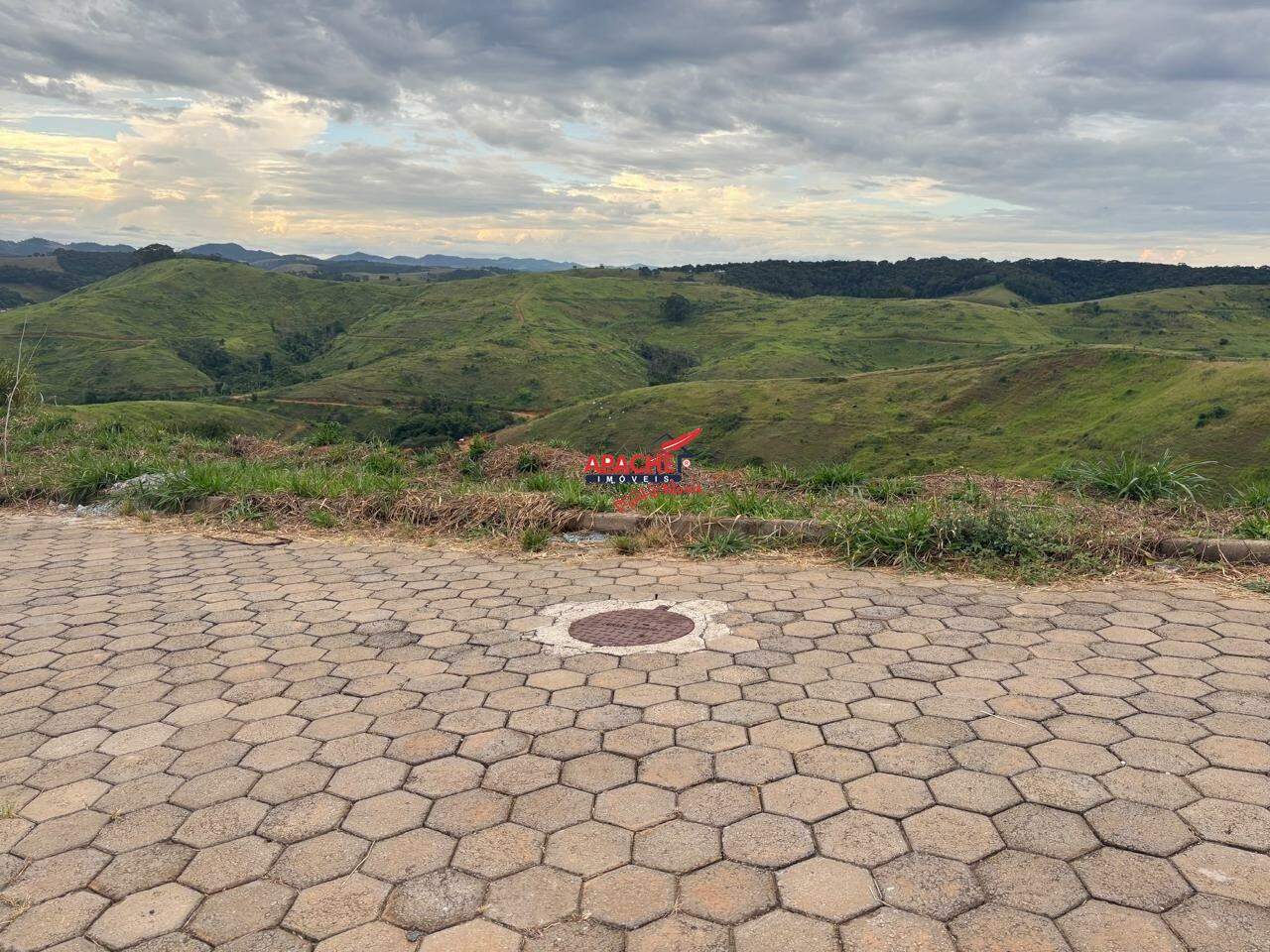 Lote à venda no Vale Do Sereno II: 
