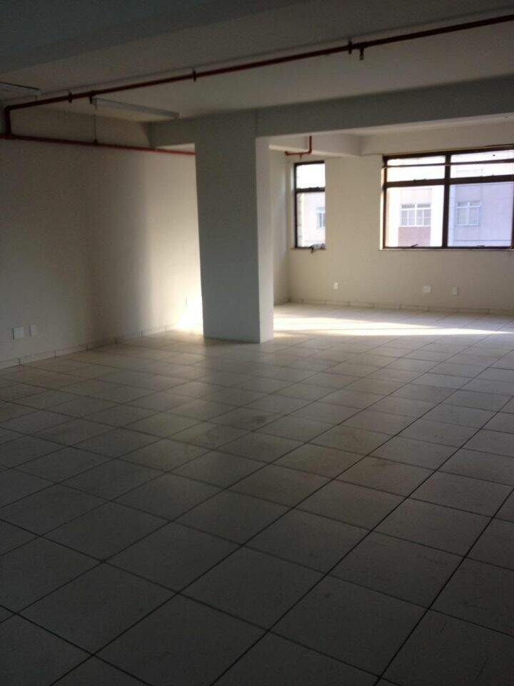 Andar para aluguel no Centro: 