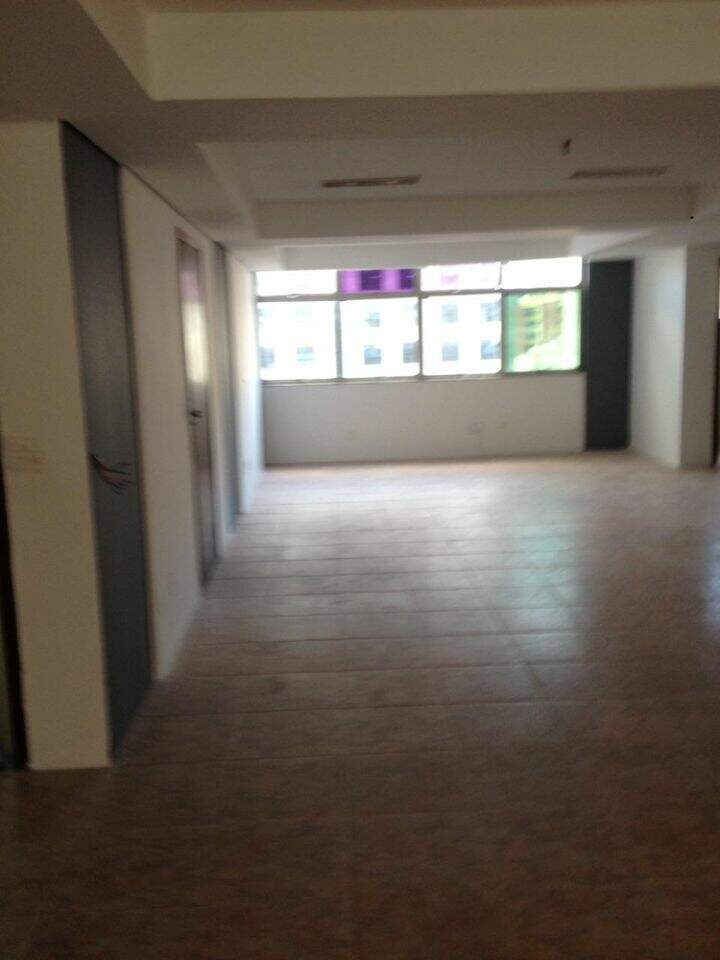 Andar para aluguel no Centro: 