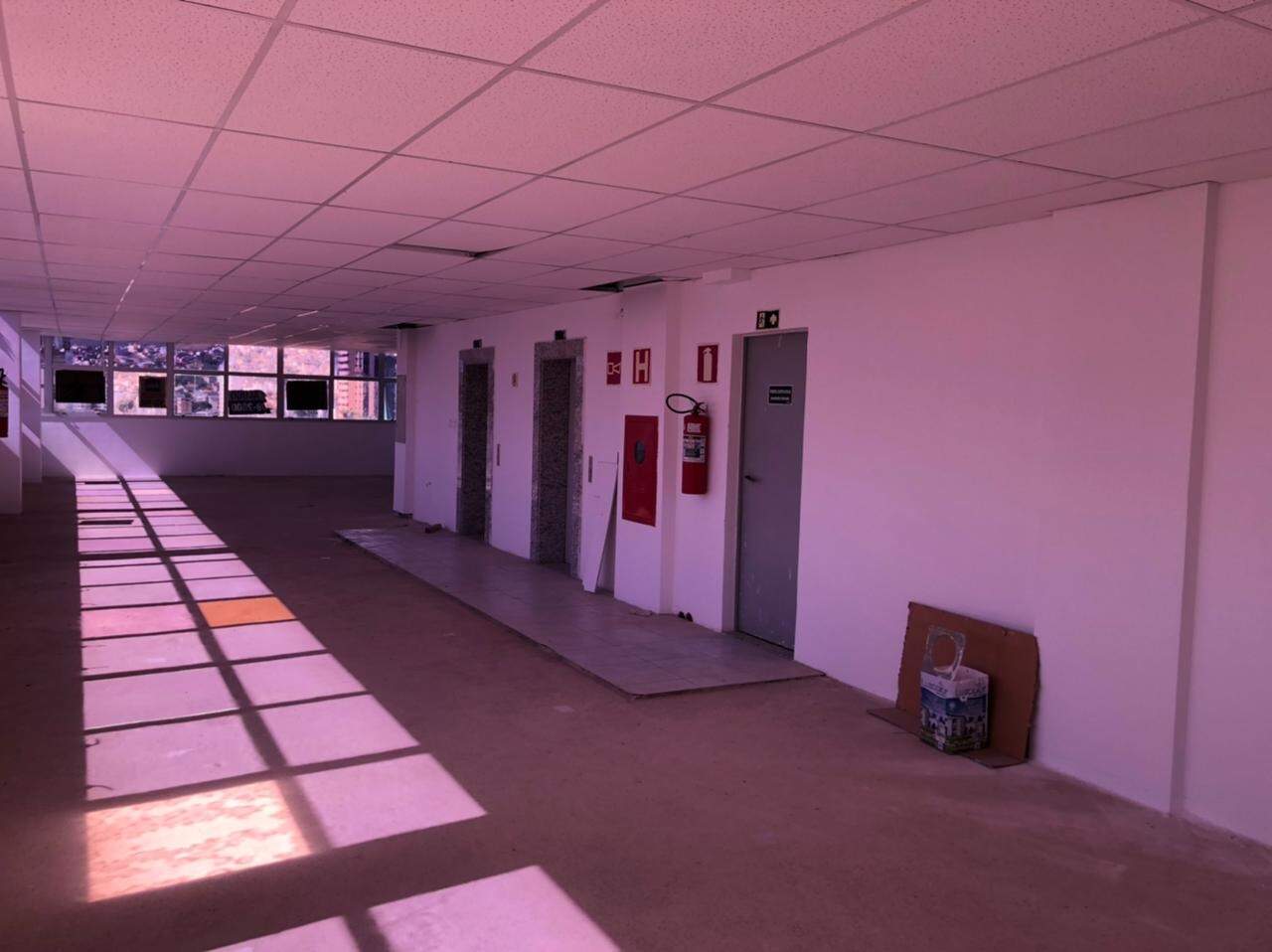 Sala para aluguel no Santa Efigênia: 