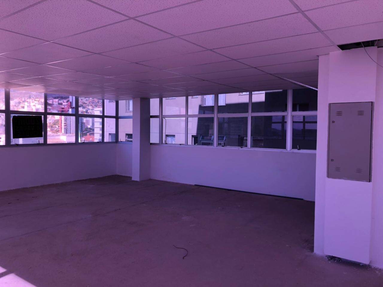 Sala para aluguel no Santa Efigênia: 