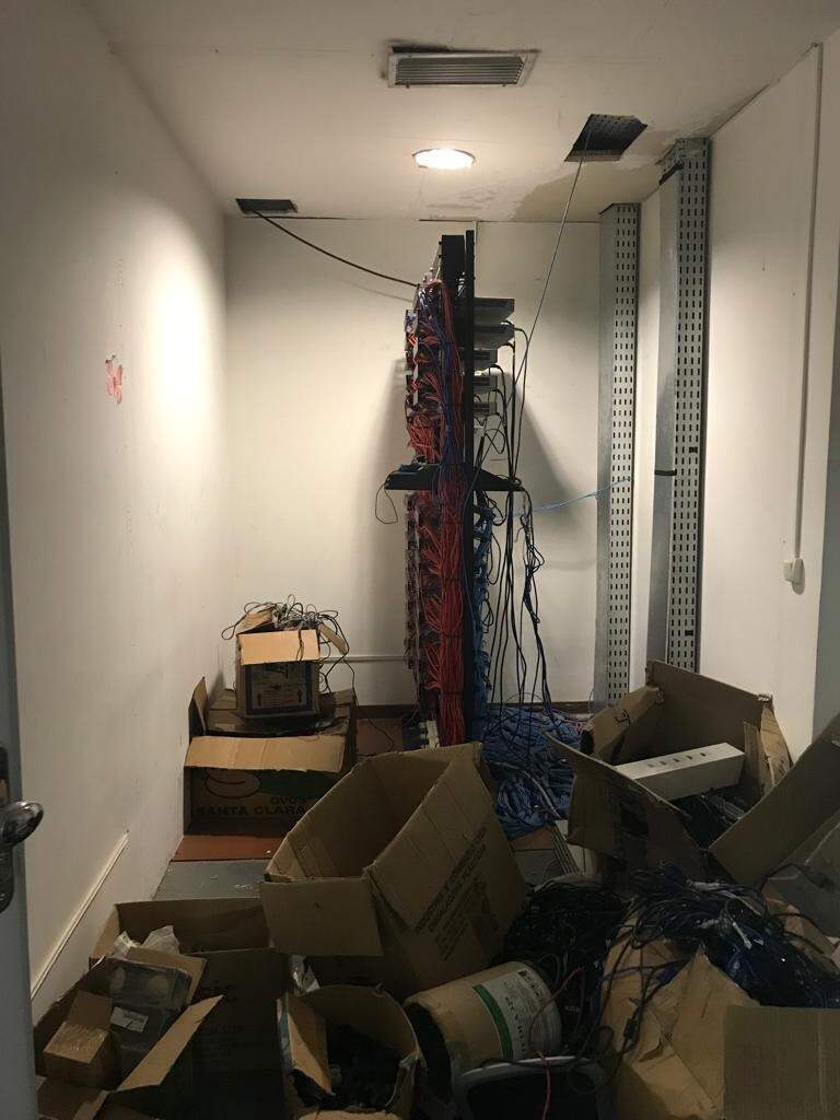 Prédio Comercial para aluguel no Centro: 