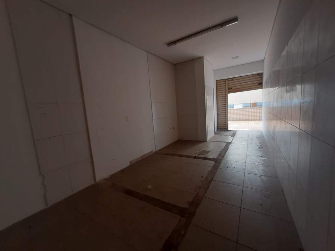 Sala para aluguel no Buritis: 