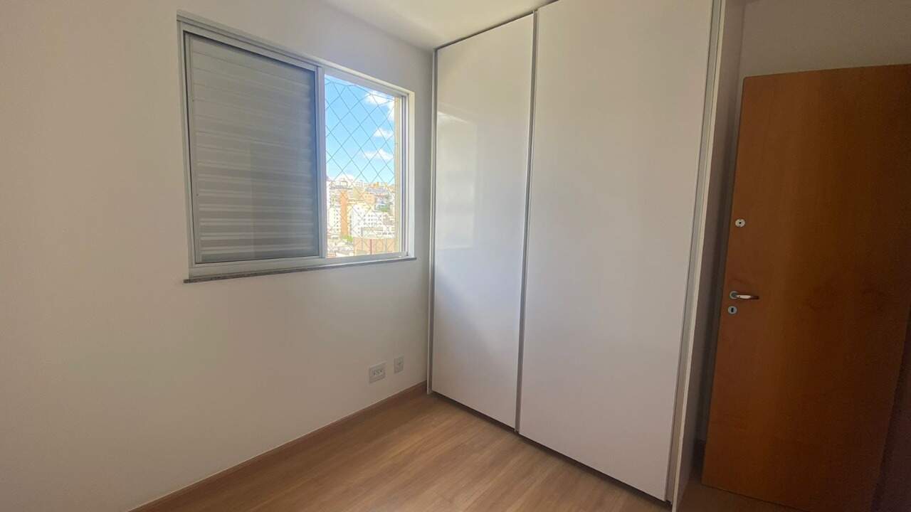 Apartamento para aluguel no Buritis: 