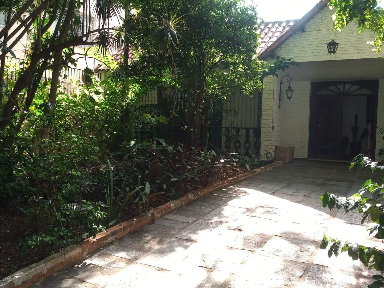 Casa para aluguel no Santo Agostinho: 