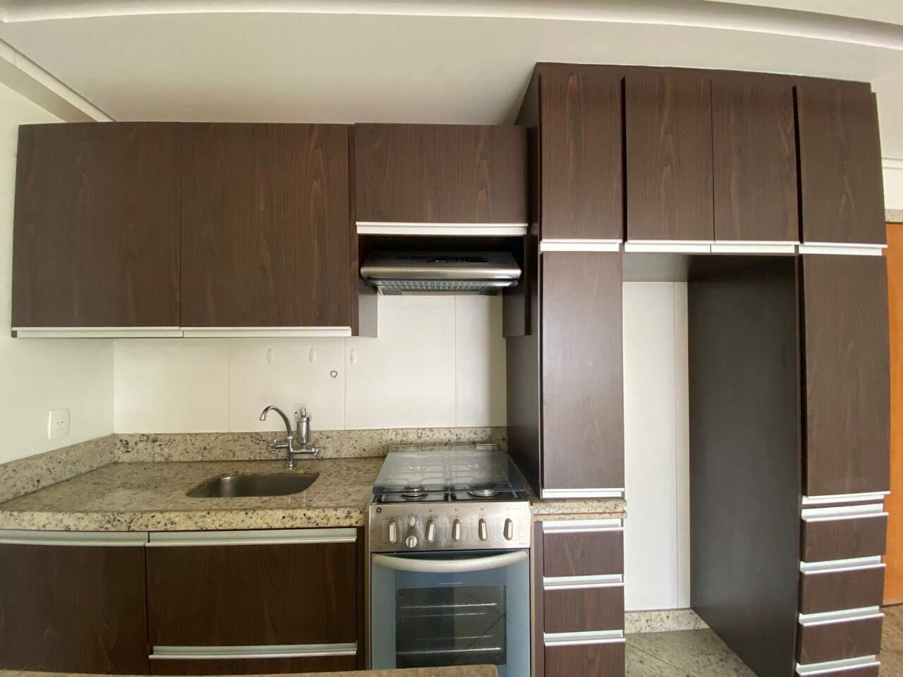 Apartamento para aluguel no Vila da Serra: 