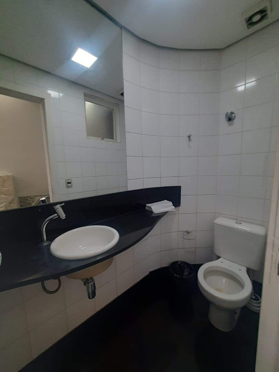 Sala para aluguel no Barro Preto: 
