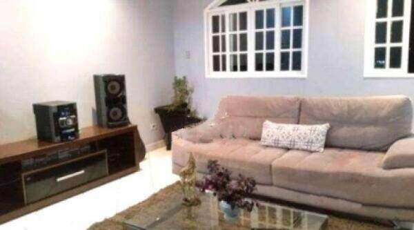 Casa para aluguel no Trevo: 