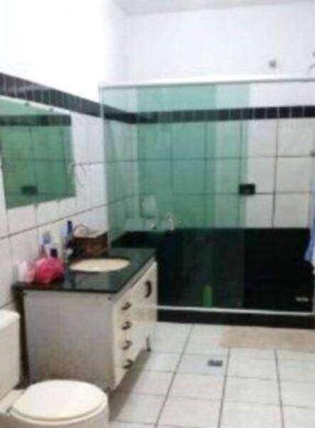 Casa para aluguel no Trevo: 