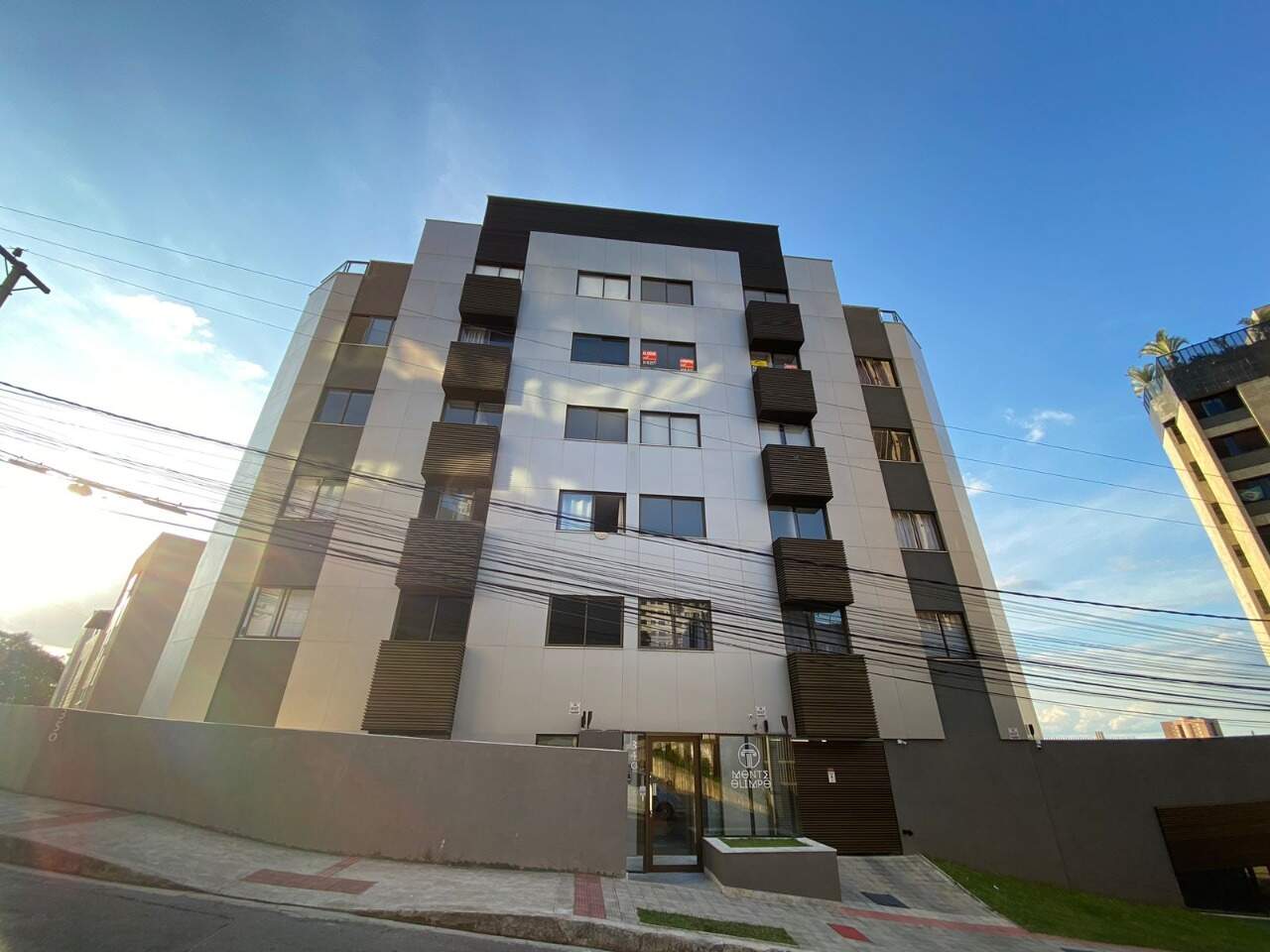 Apartamento para aluguel no Gutierrez: 