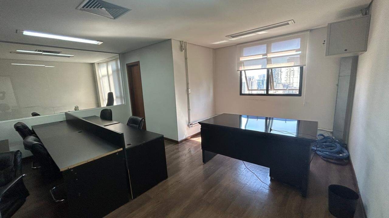 Sala para aluguel no Funcionários: 
