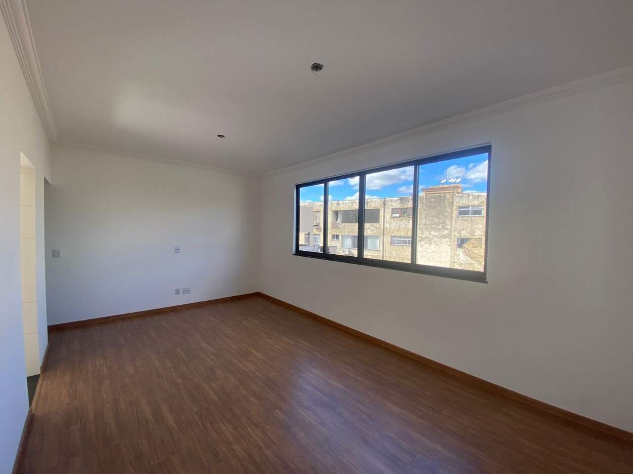 Apartamento com área privativa para aluguel no Centro: 