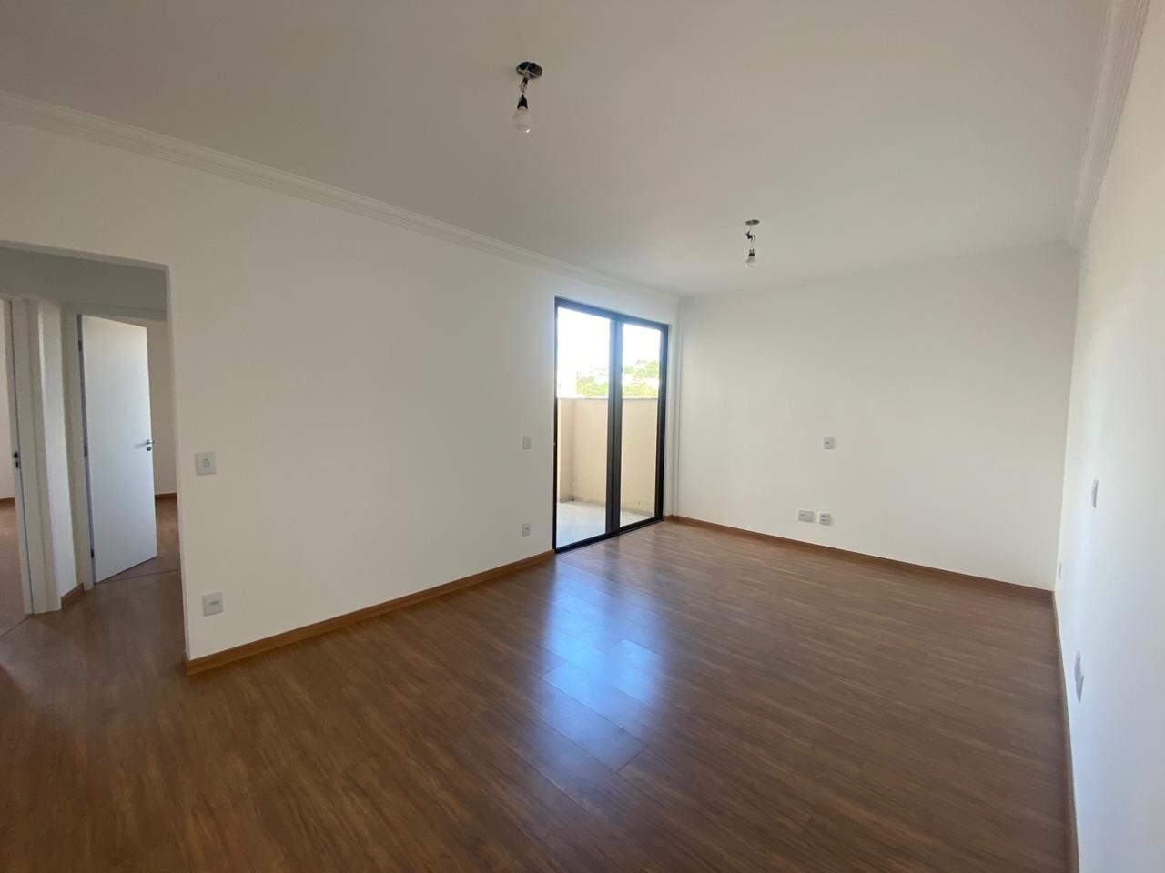 Apartamento com área privativa para aluguel no Centro: 