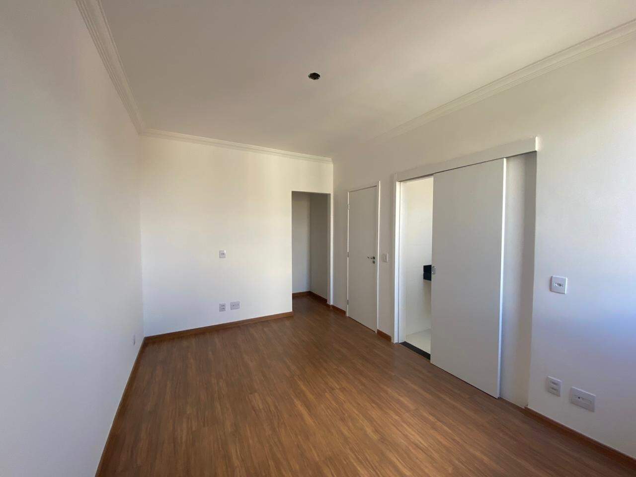 Apartamento para aluguel no Centro: 