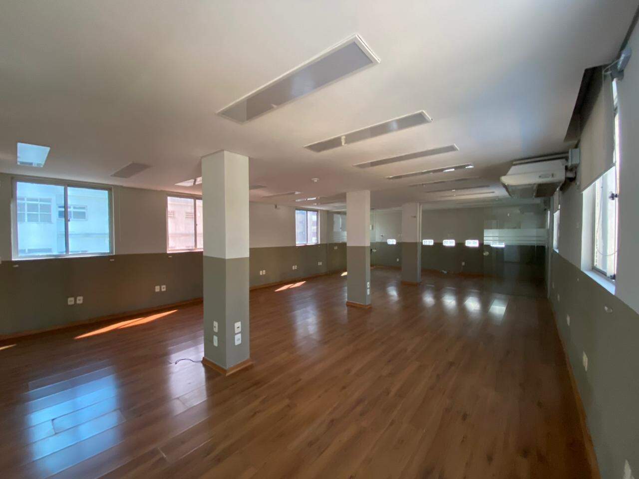 Prédio Comercial para aluguel no Santo Antônio: 