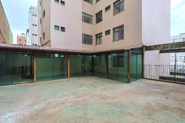Apartamento com área privativa para aluguel no Santo Antônio: 
