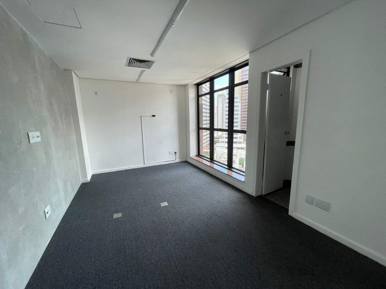 Sala para aluguel no Funcionários: 
