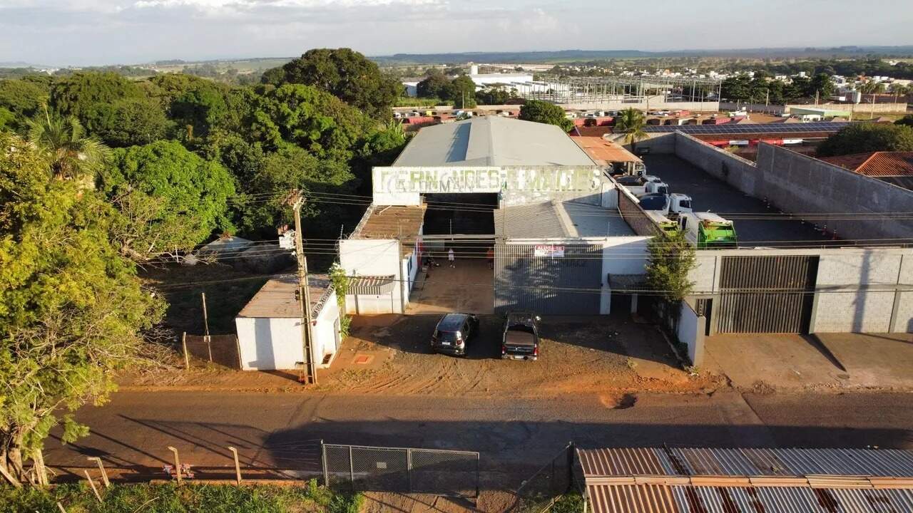Galpão à venda no Recreio dos Bandeirantes: 