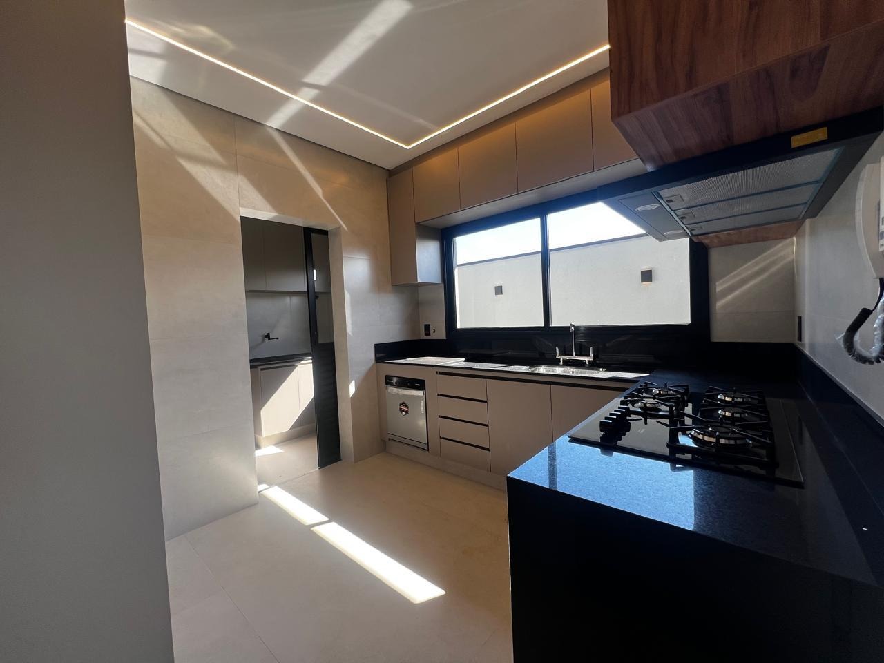 Casa Em Condominio à venda no Loteamento Residencial Ayait II: 