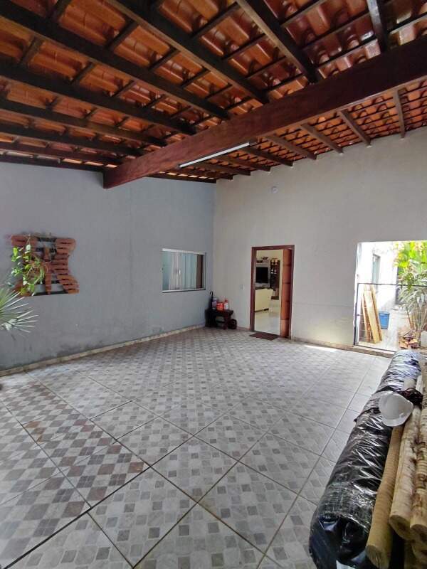 Casa à venda no Jardim Elza Amuí I: 