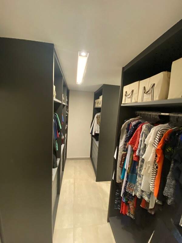 Apartamento à venda no Mercês: 