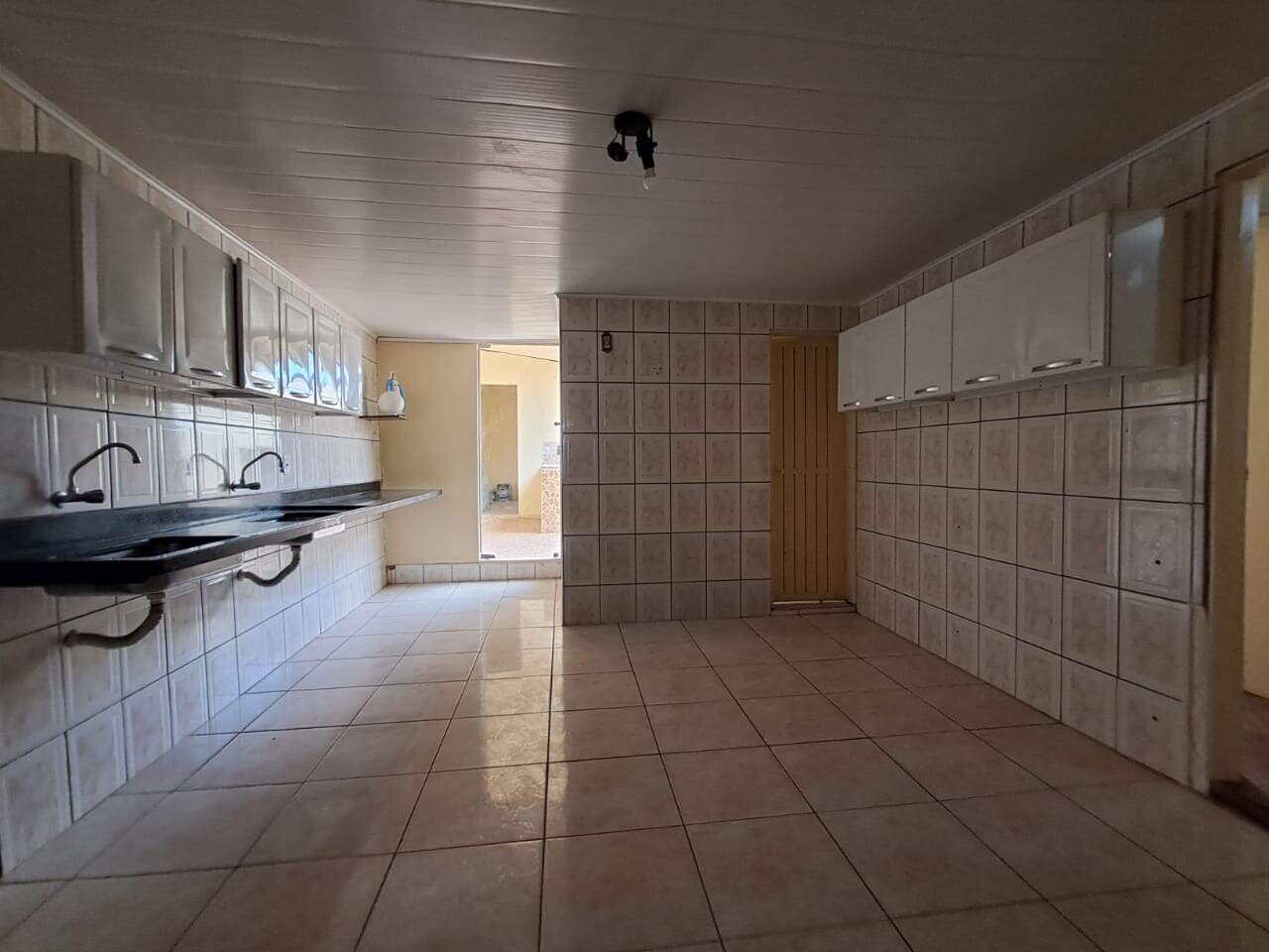 Casa para aluguel no Conjunto Cássio Rezende: 