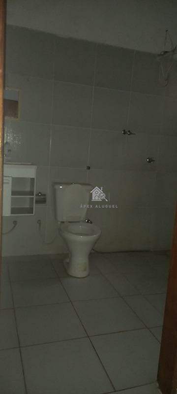 Casa para aluguel no Residencial Center Ville: Banheiro