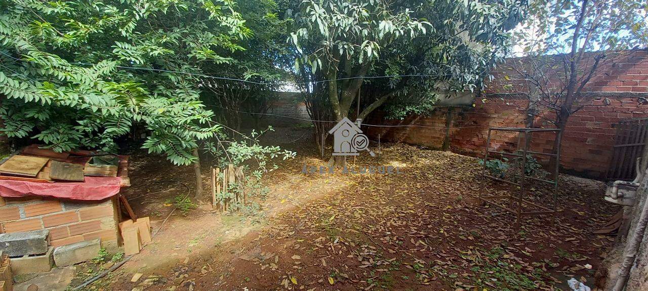 Casa para aluguel no Residencial Center Ville: Quintal