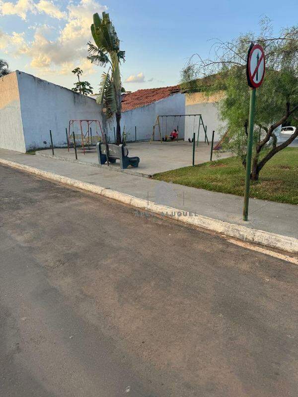 Casa para aluguel no Residencial Della Penna Extensão: 