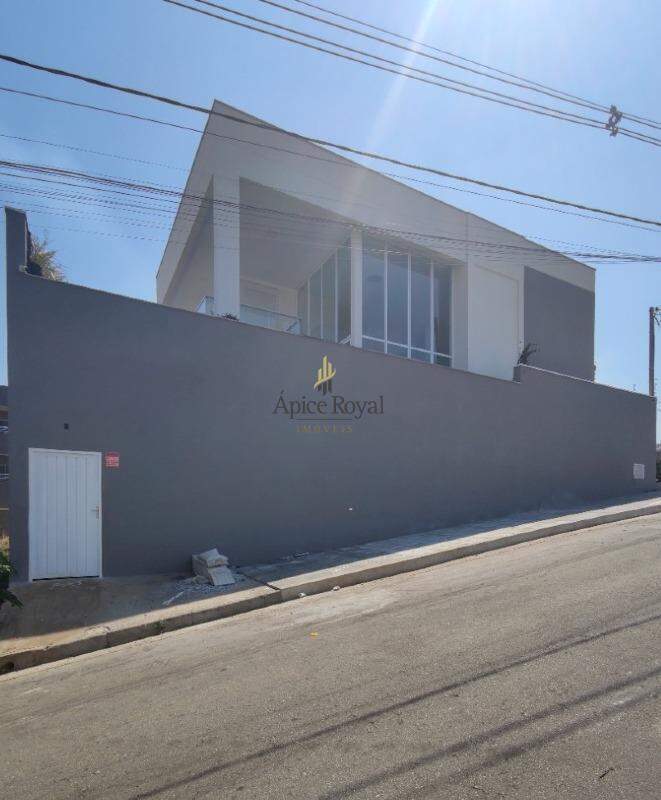 Casa à venda no Bairro Santa Rita: 