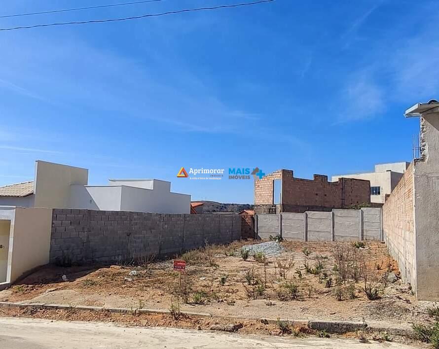 Lote à venda no Portal das Oliveiras: 