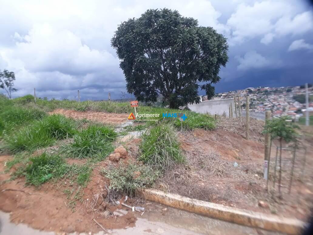 Lote à venda no Monte Cristo: 